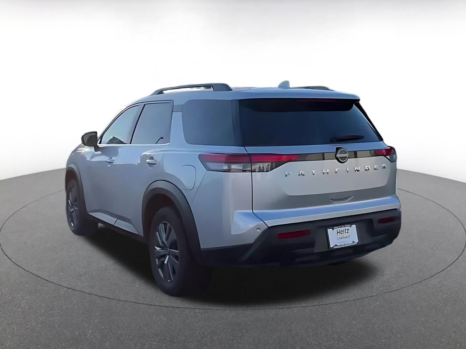 Thumbnail: 2025 Nissan Pathfinder - 9