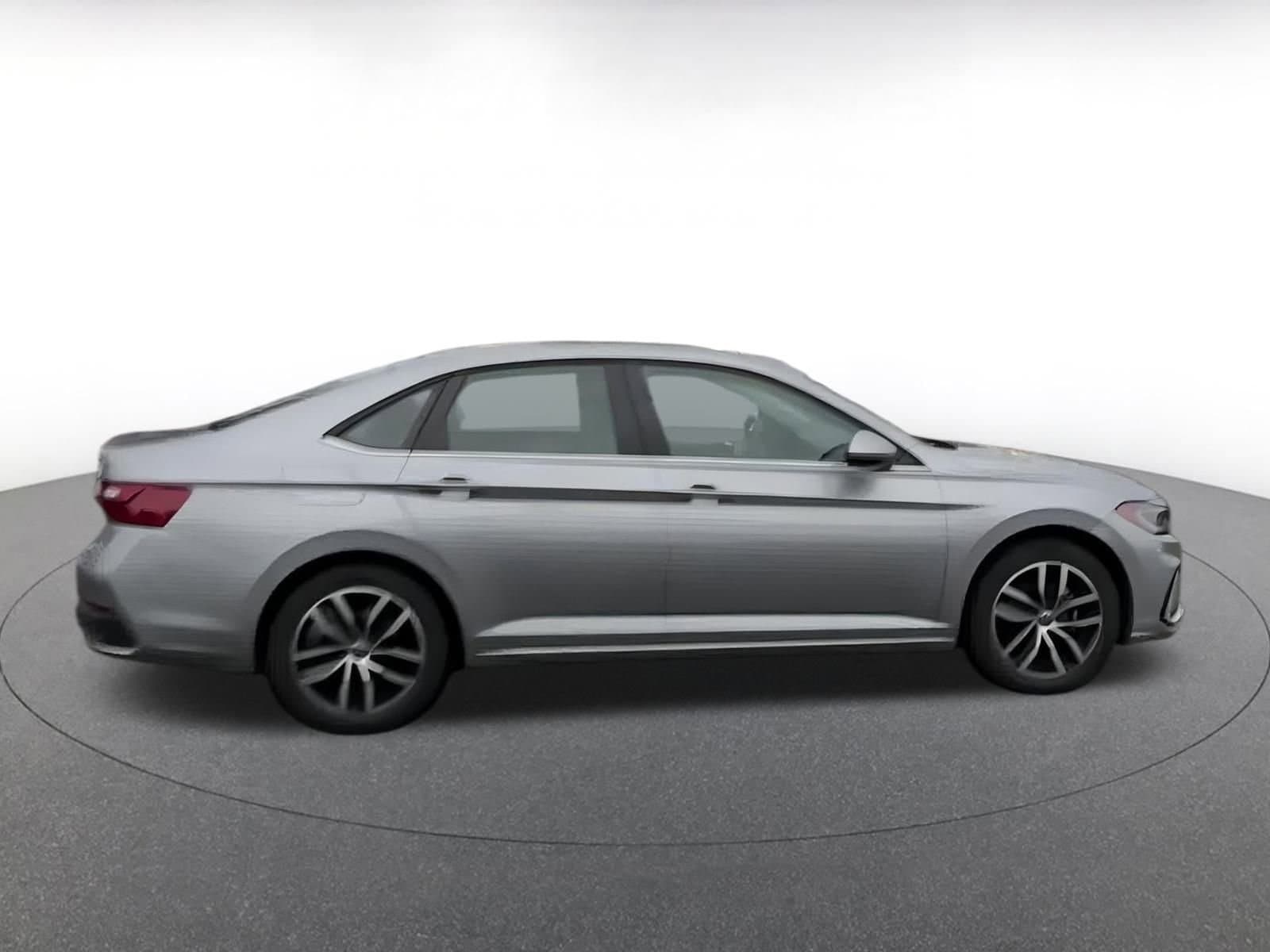 Thumbnail: 2025 Volkswagen Jetta - 11