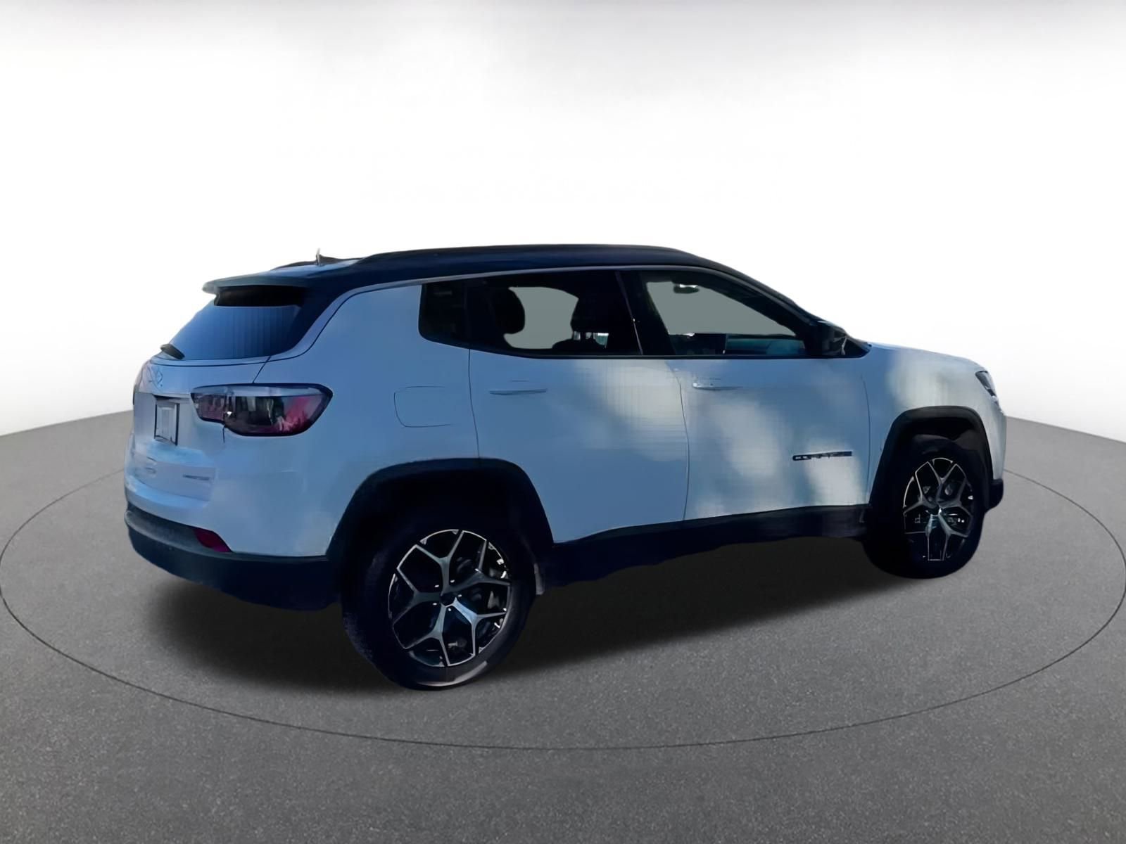 Thumbnail: 2025 Jeep Compass - 15