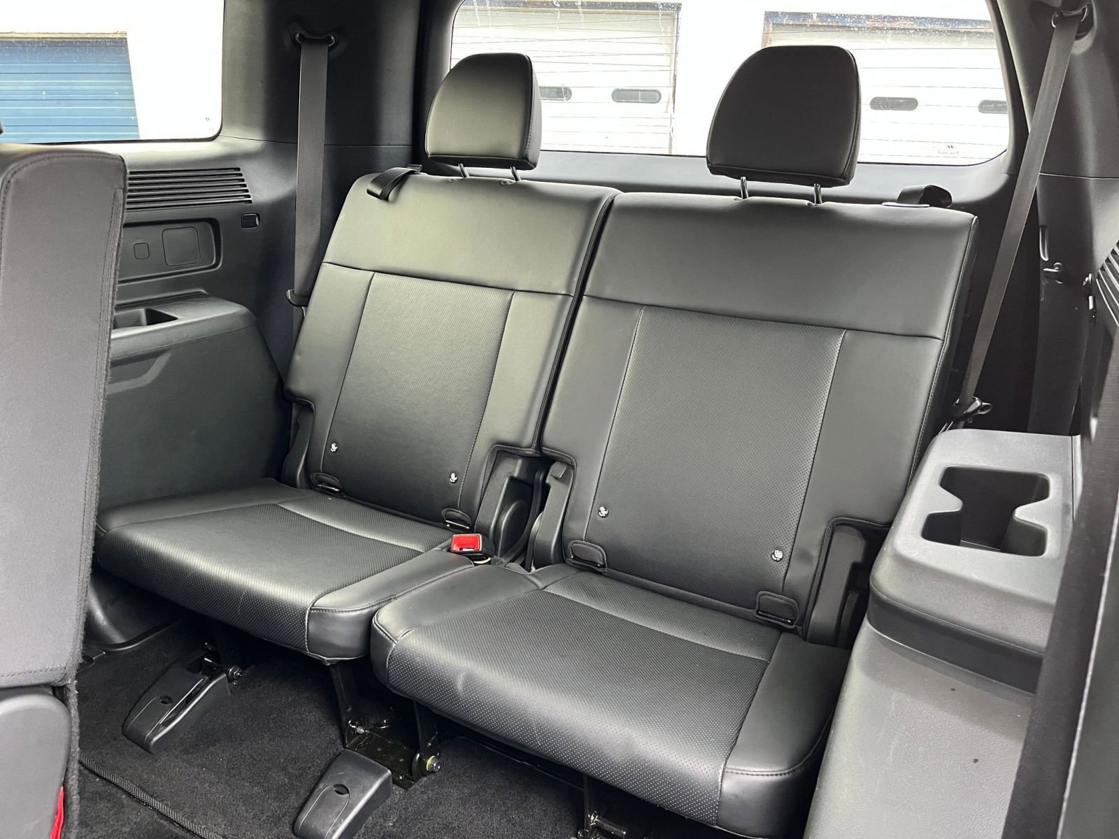 Thumbnail: 2025 Hyundai Santa Fe - 32