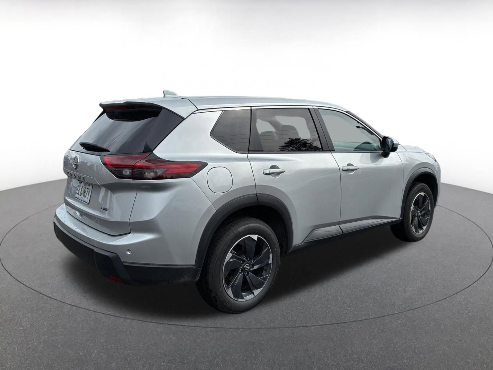Thumbnail: 2025 Nissan Rogue - 7