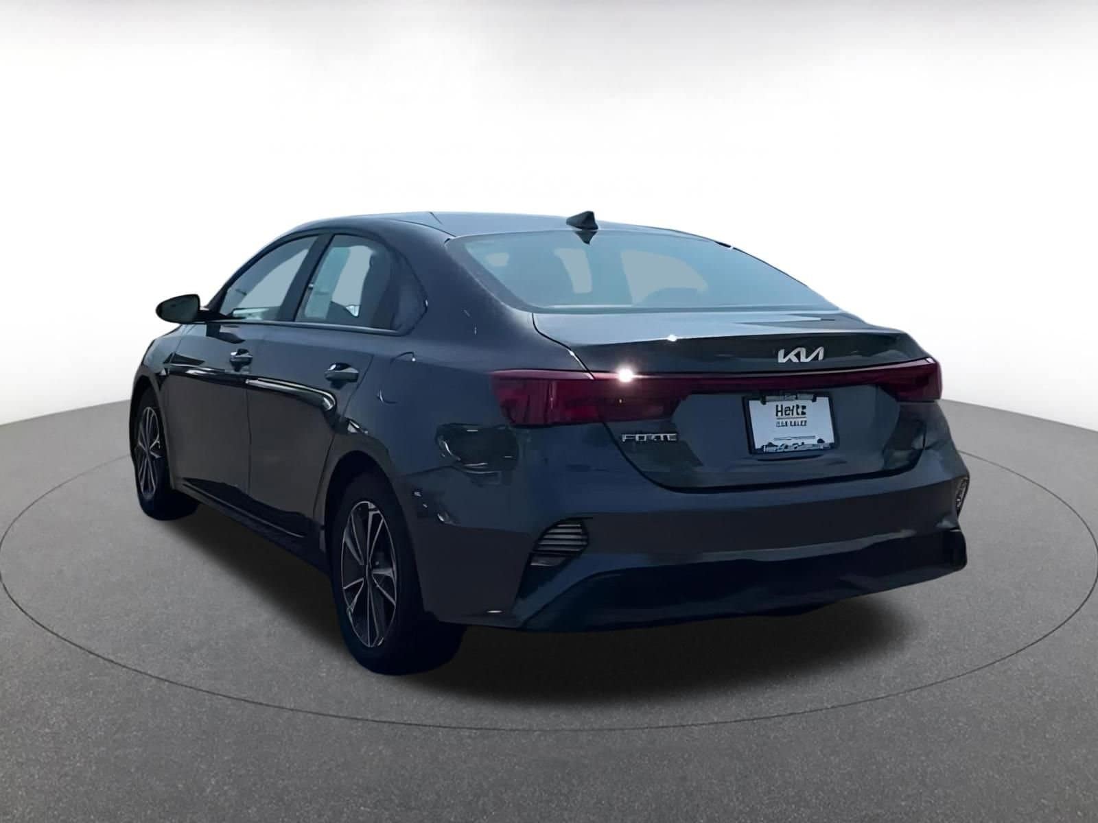 Thumbnail: 2024 Kia Forte - 12