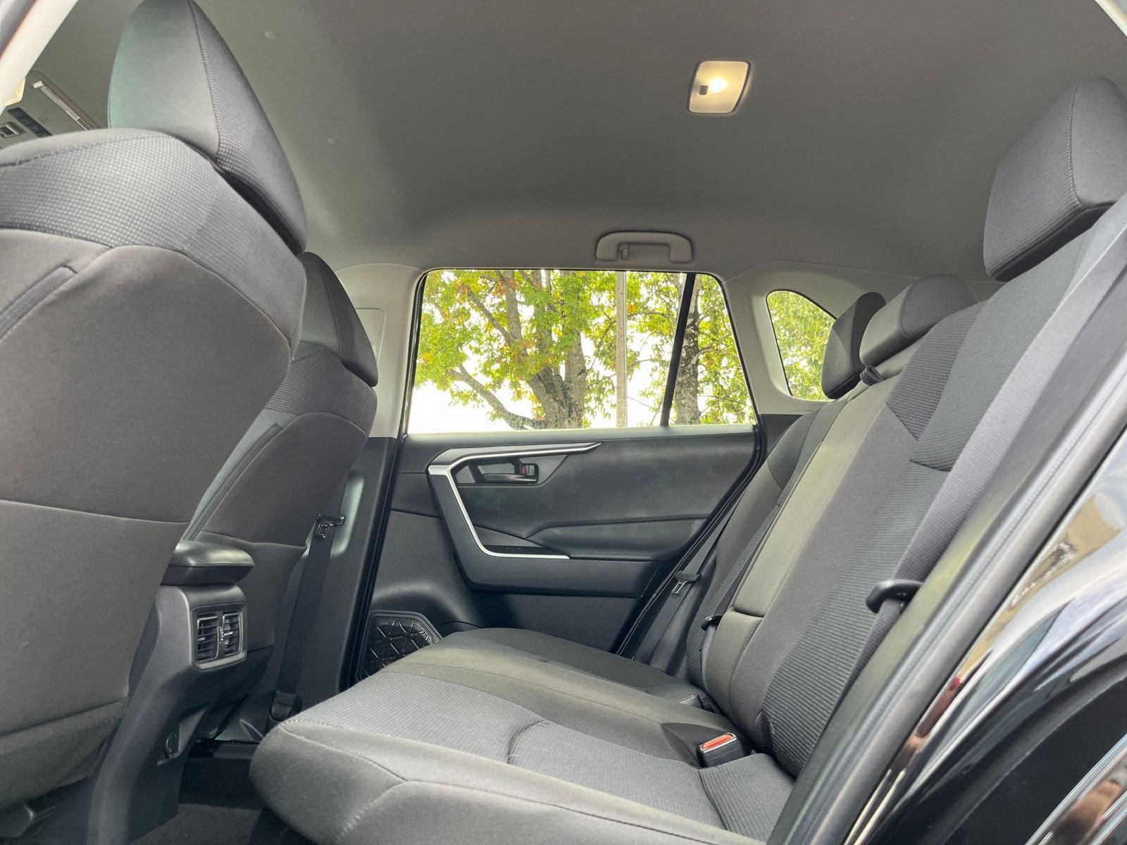 Thumbnail: 2025 Toyota RAV4 - 24