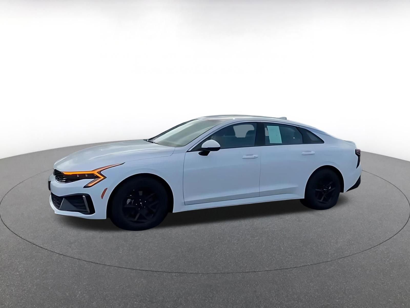 Thumbnail: 2025 Kia K5 - 9