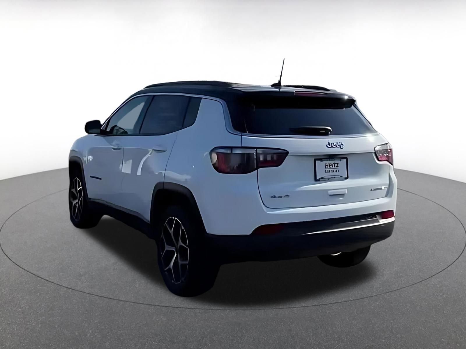 Thumbnail: 2025 Jeep Compass - 14