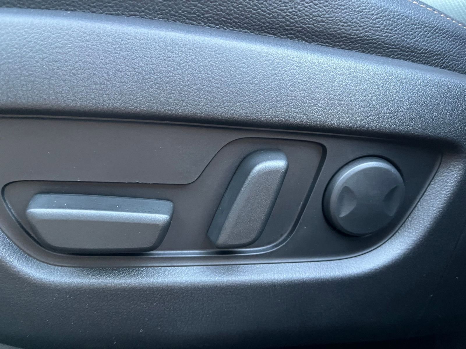 Thumbnail: 2025 Mazda CX-70 - 27