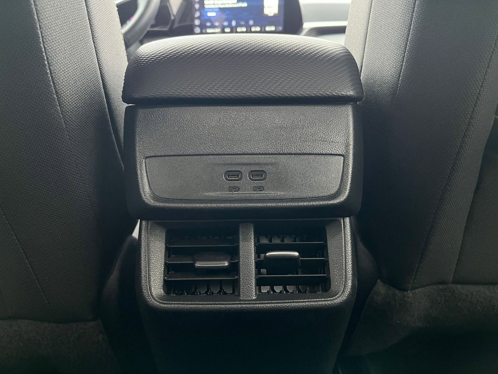 Thumbnail: 2025 Chevrolet Equinox - 24