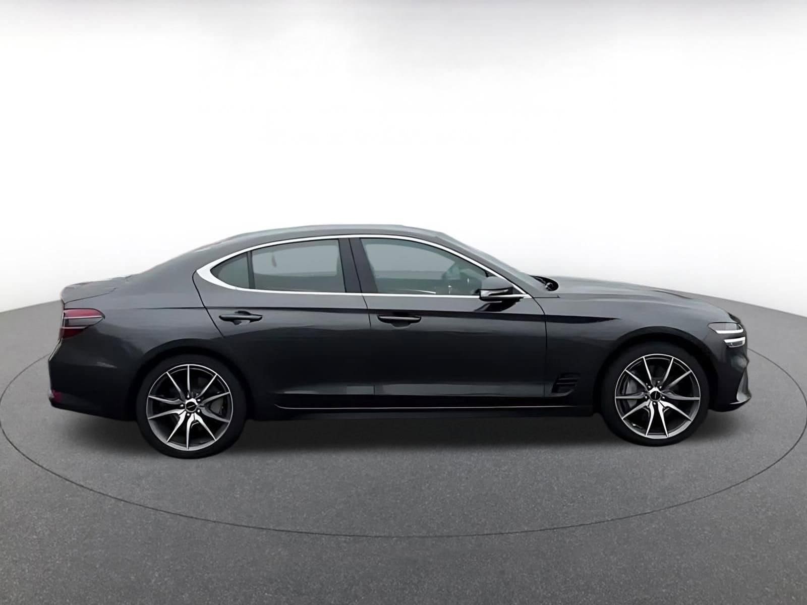 Thumbnail: 2025 Genesis G70 - 14