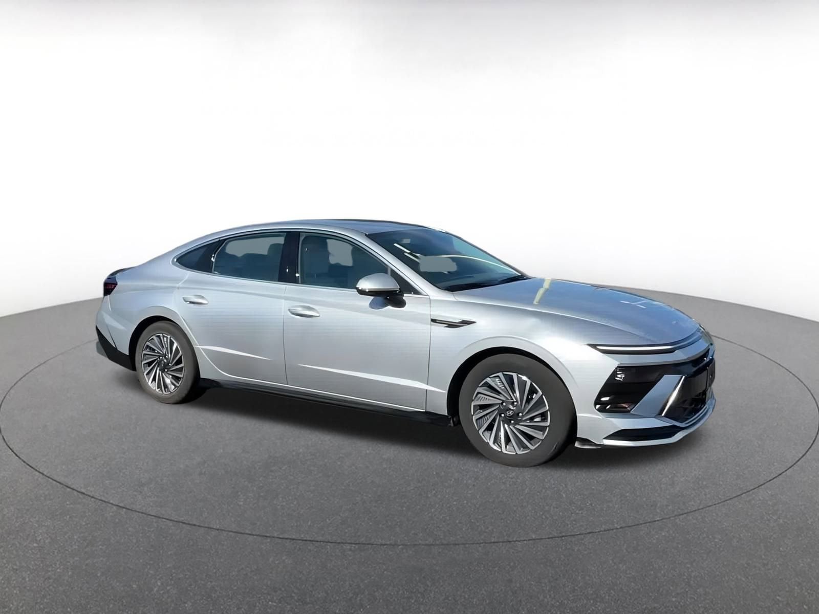 Thumbnail: 2024 Hyundai Sonata - 2