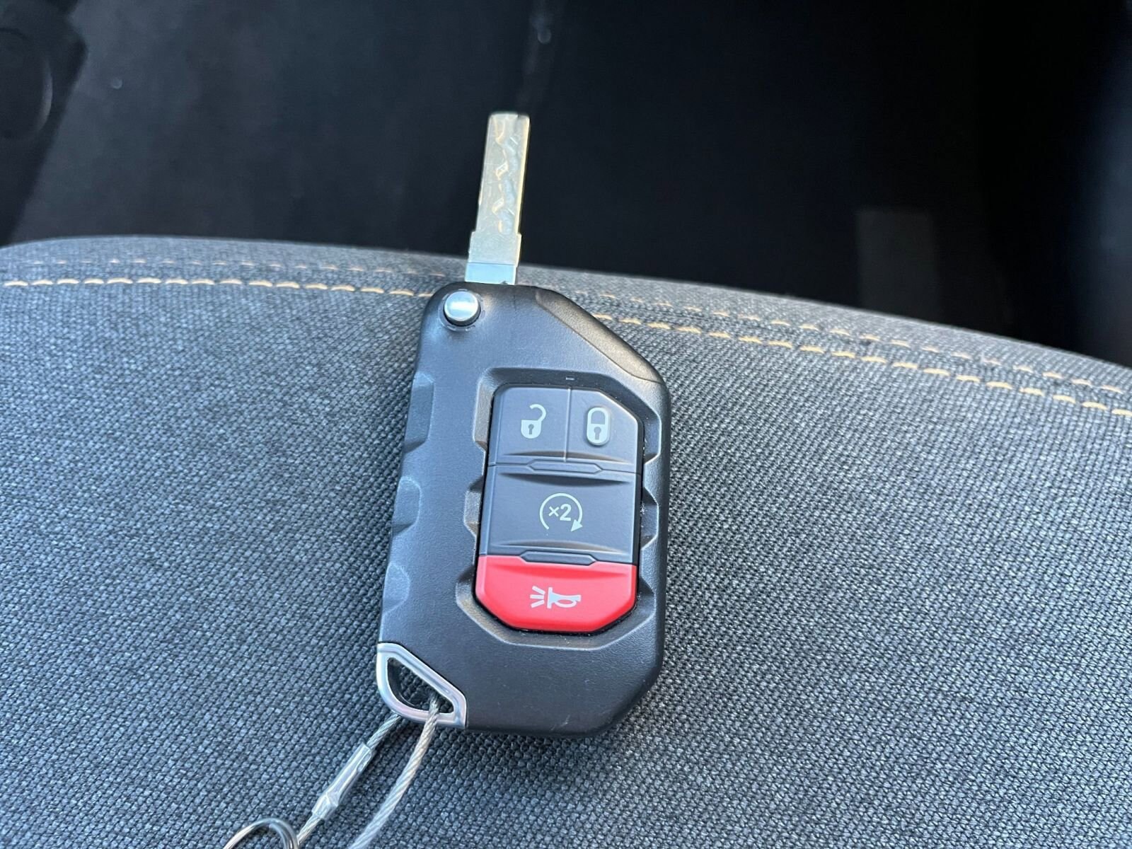 Thumbnail: 2025 Jeep Wrangler - 22