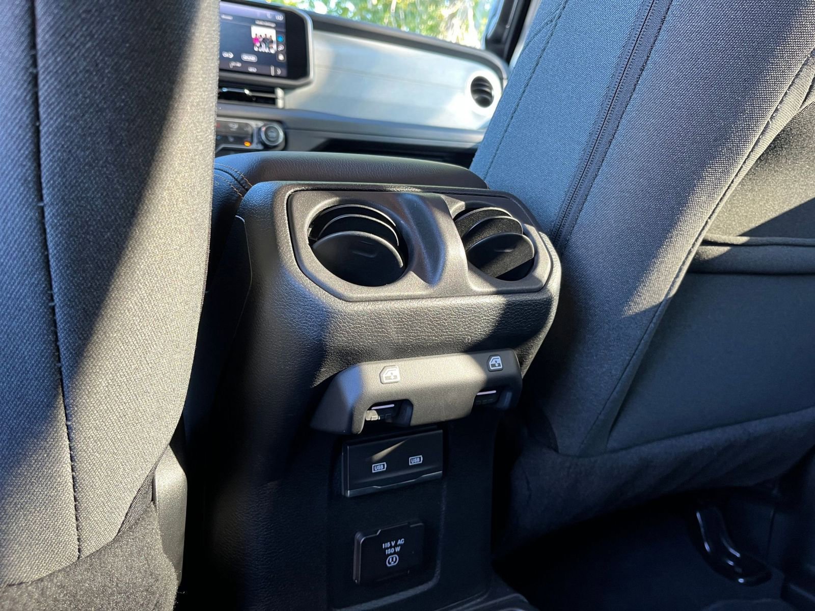 Thumbnail: 2025 Jeep Wrangler - 23