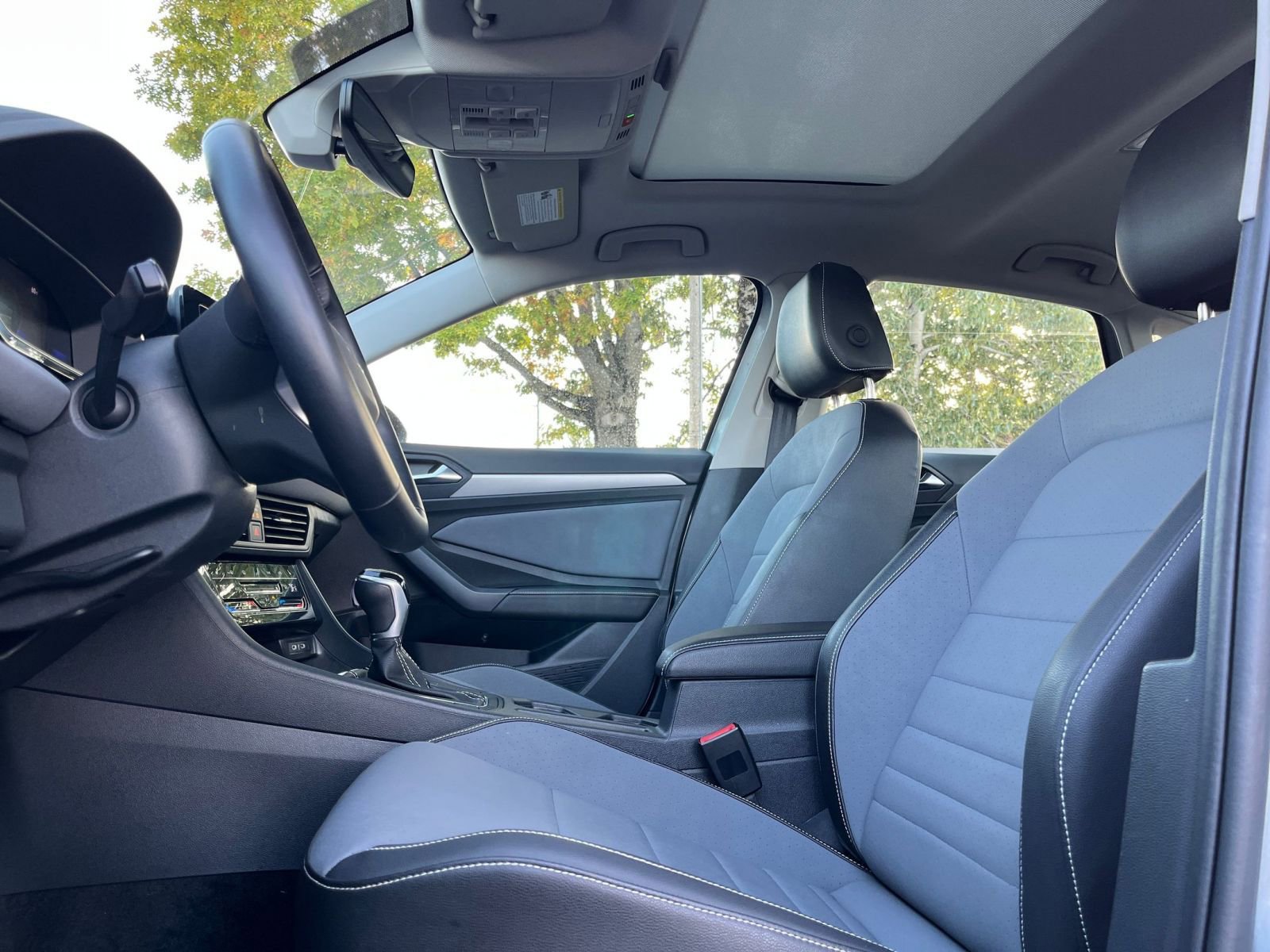 Thumbnail: 2025 Volkswagen Jetta - 27