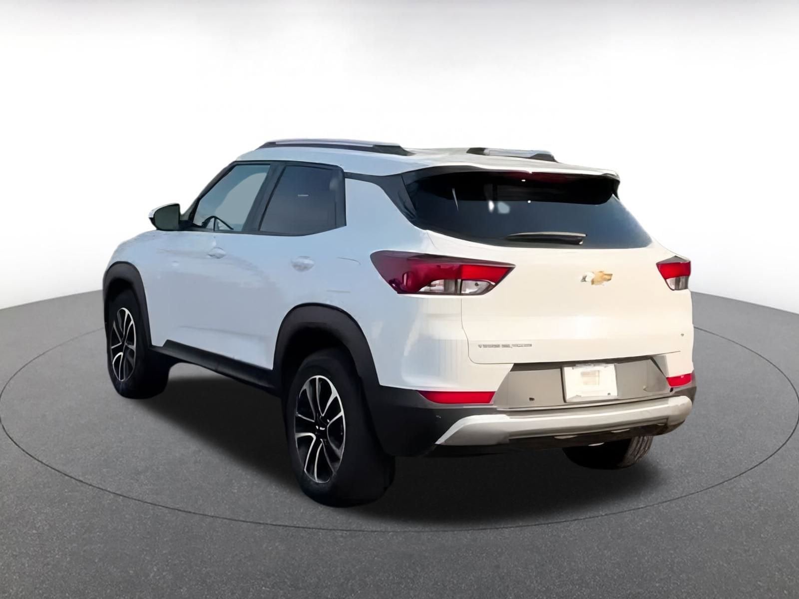 Thumbnail: 2024 Chevrolet TrailBlazer - 10
