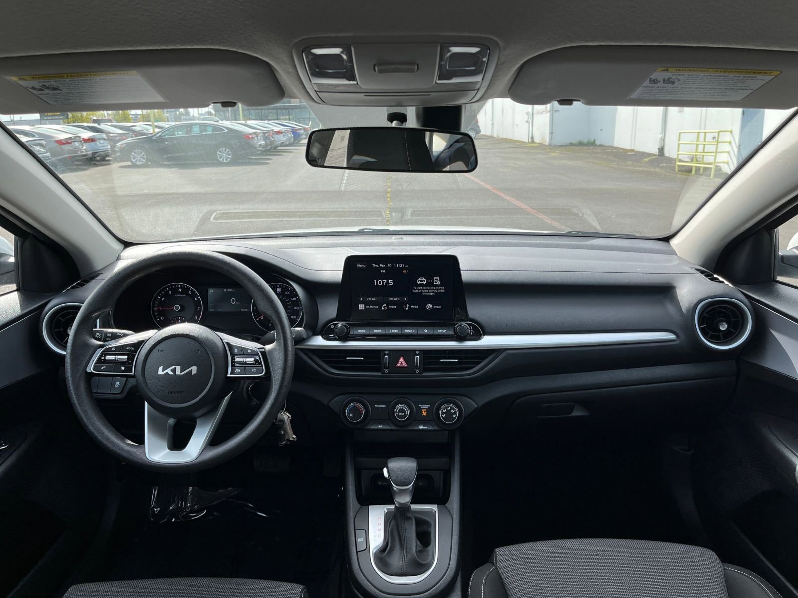 Thumbnail: 2024 Kia Forte - 31