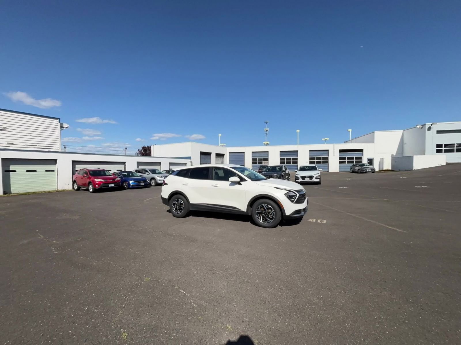 Thumbnail: 2025 Kia Sportage - 17