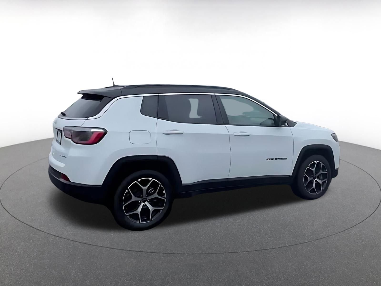 Thumbnail: 2025 Jeep Compass - 15