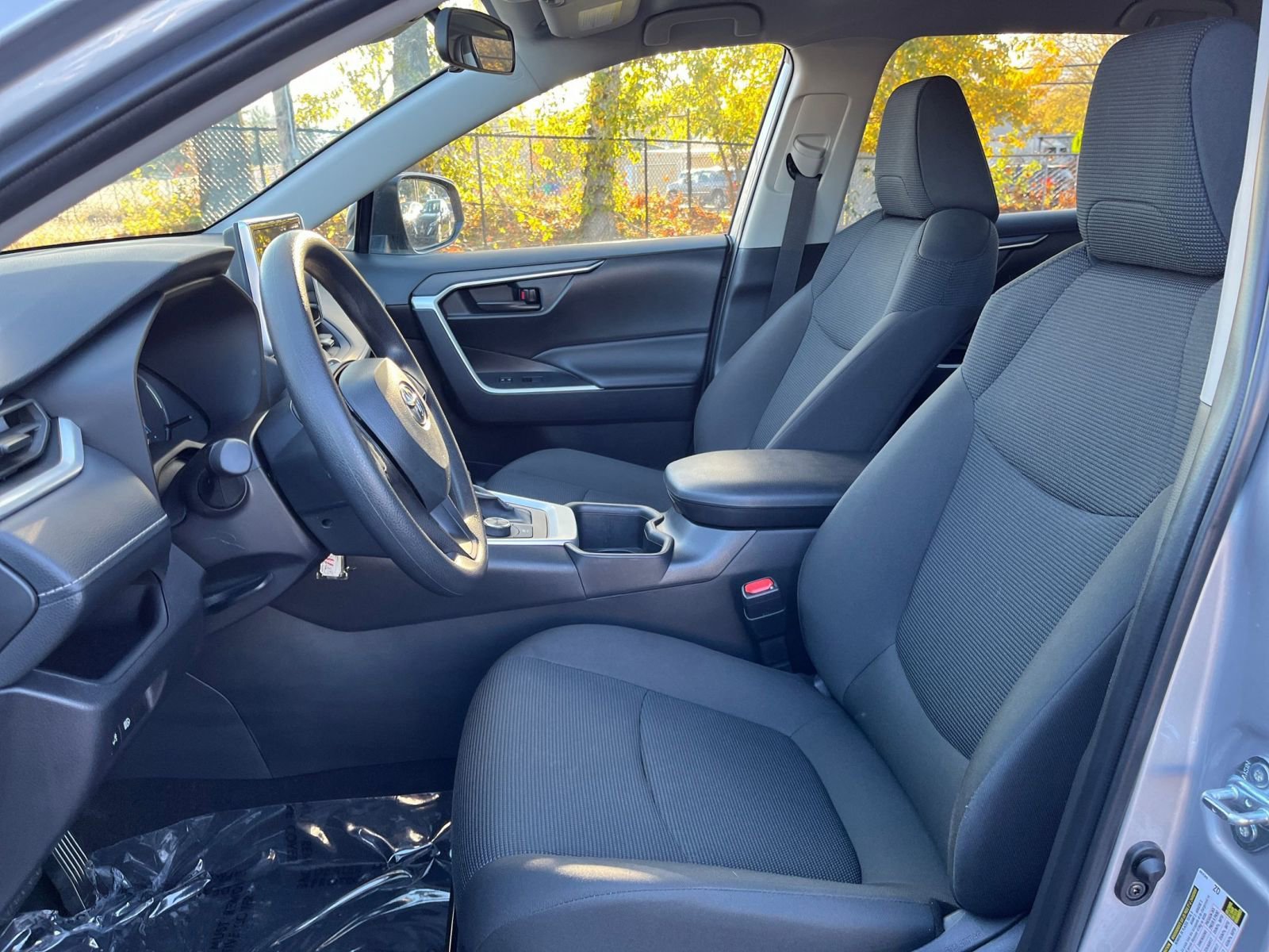 Thumbnail: 2025 Toyota RAV4 - 35