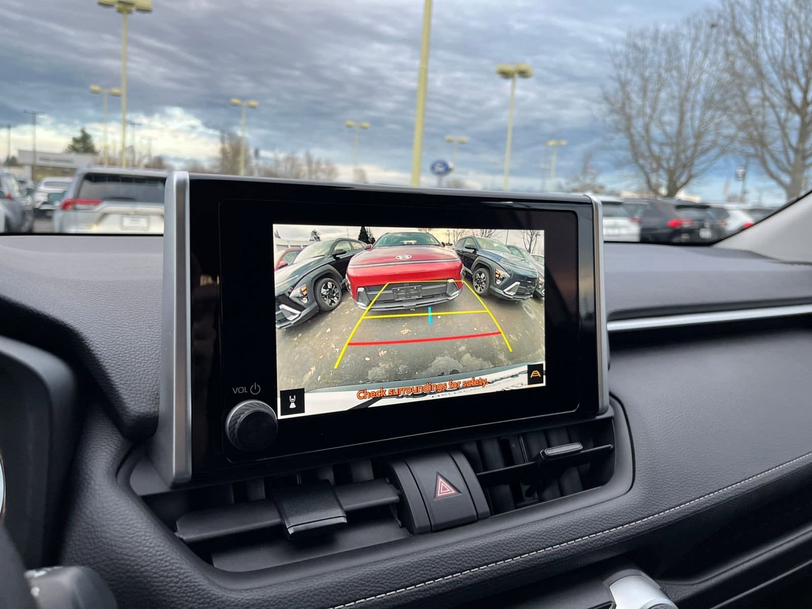 Thumbnail: 2025 Toyota RAV4 - 18