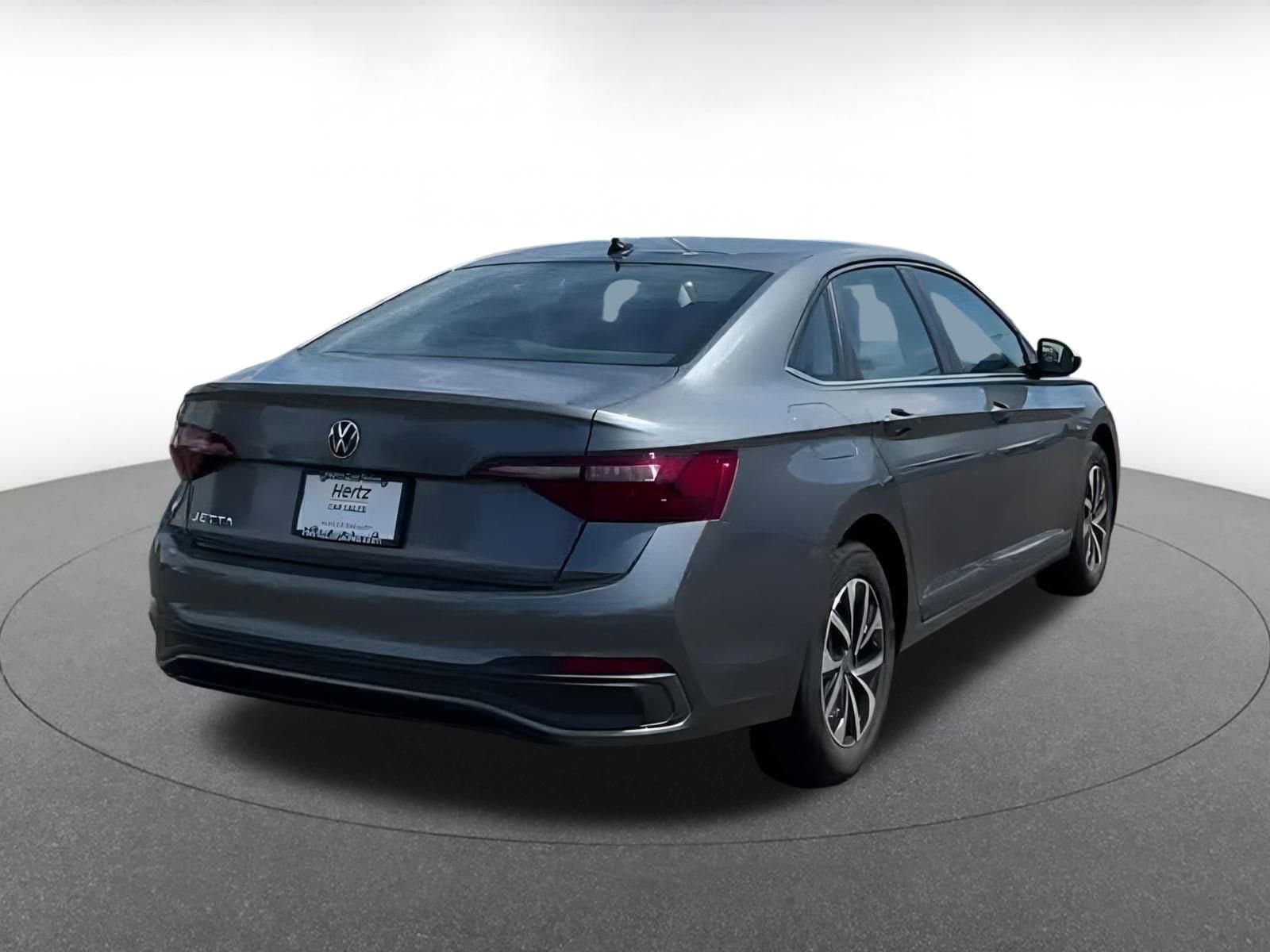 Thumbnail: 2024 Volkswagen Jetta - 15