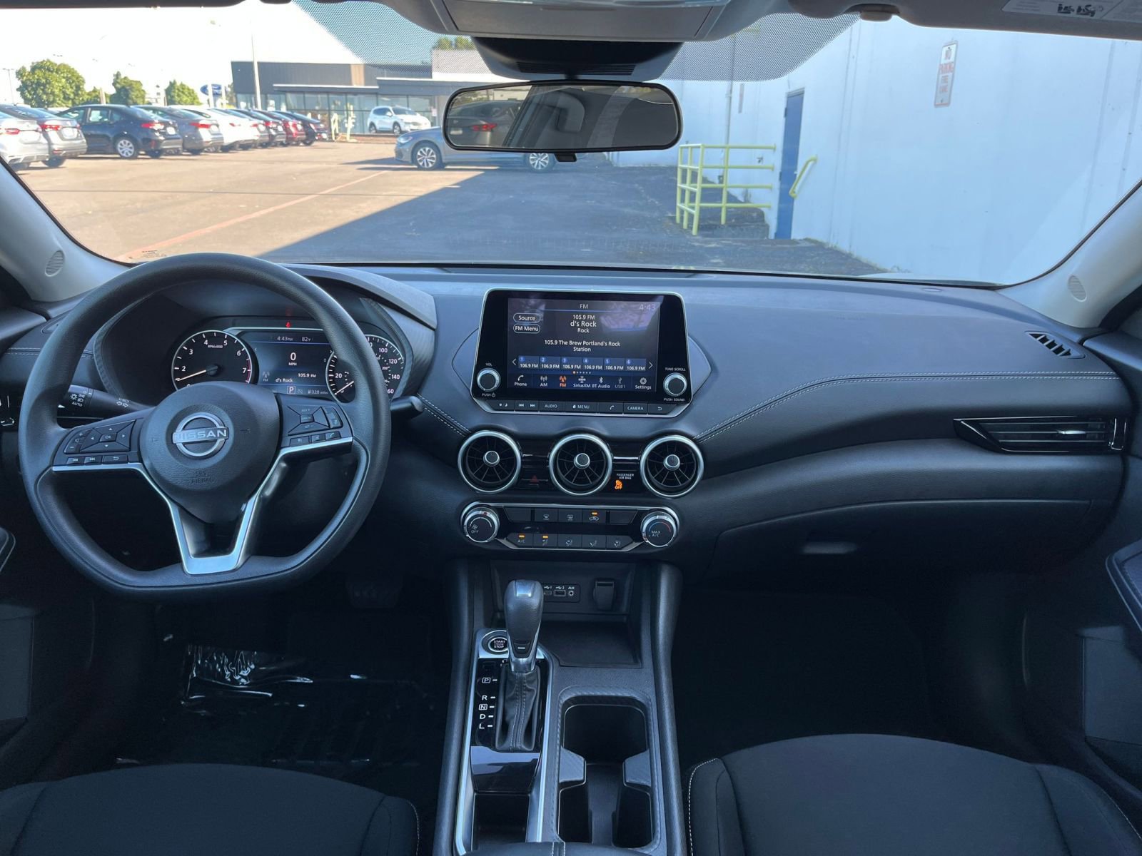 Thumbnail: 2024 Nissan Sentra - 31