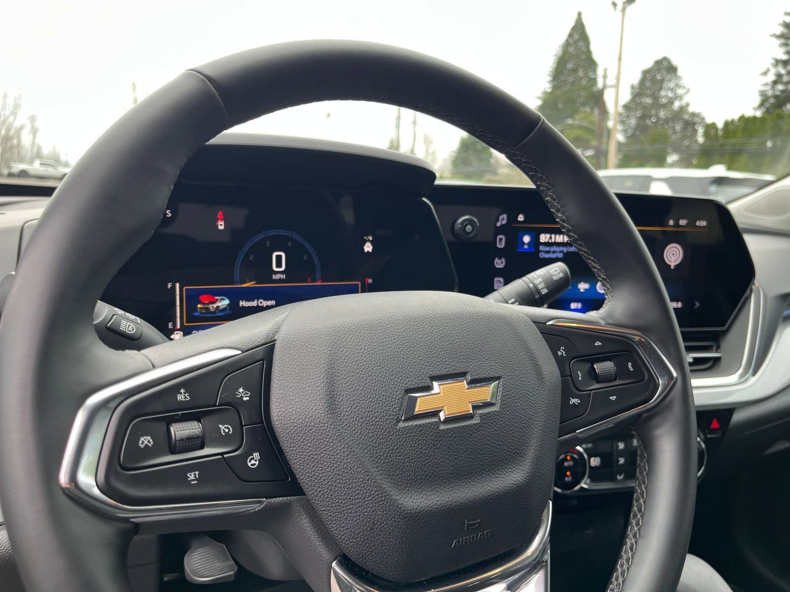 Thumbnail: 2025 Chevrolet Trax - 27