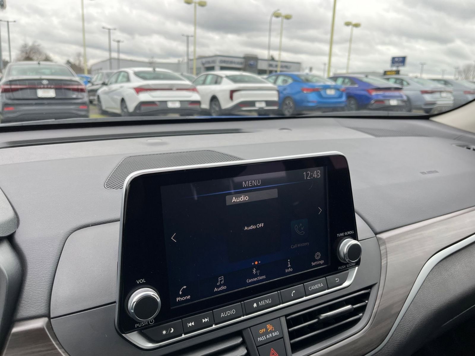 Thumbnail: 2025 Nissan Altima - 17