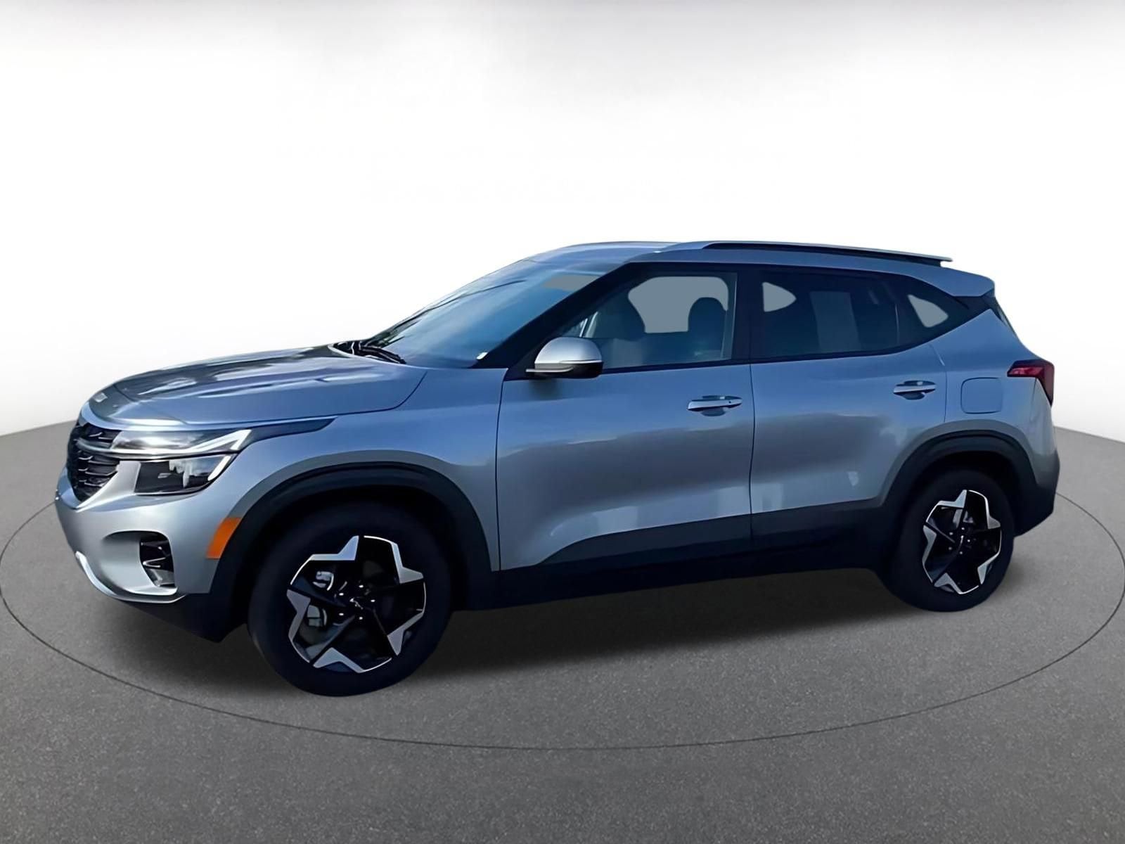 Thumbnail: 2025 Kia Seltos - 8