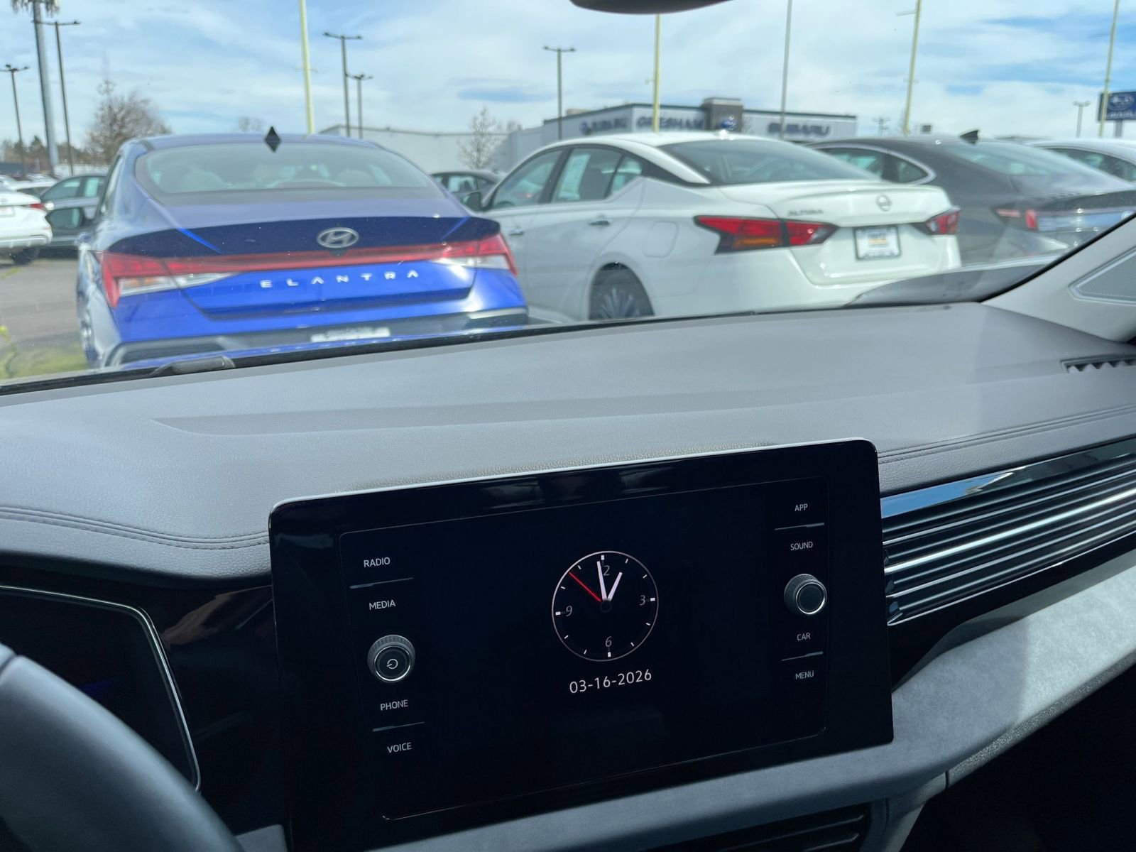 Thumbnail: 2025 Volkswagen Jetta - 17