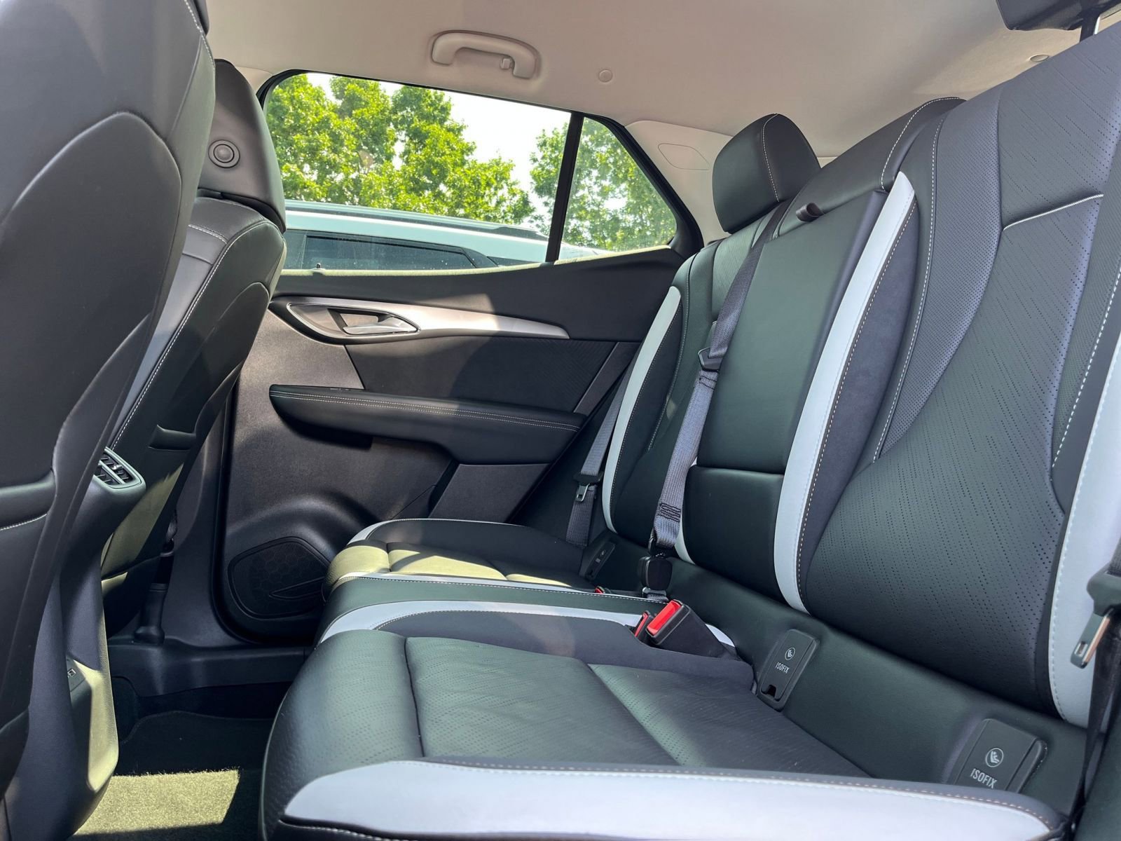 Thumbnail: 2024 Buick Envision - 28