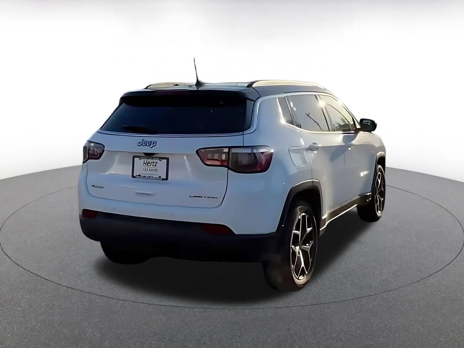 Thumbnail: 2025 Jeep Compass - 14