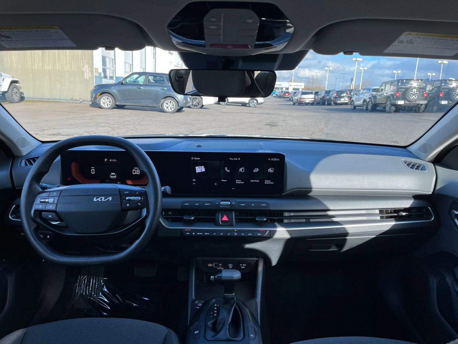 Thumbnail: 2025 Kia K4 - 32