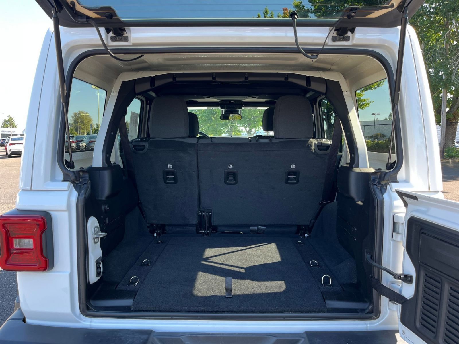 Thumbnail: 2025 Jeep Wrangler - 30