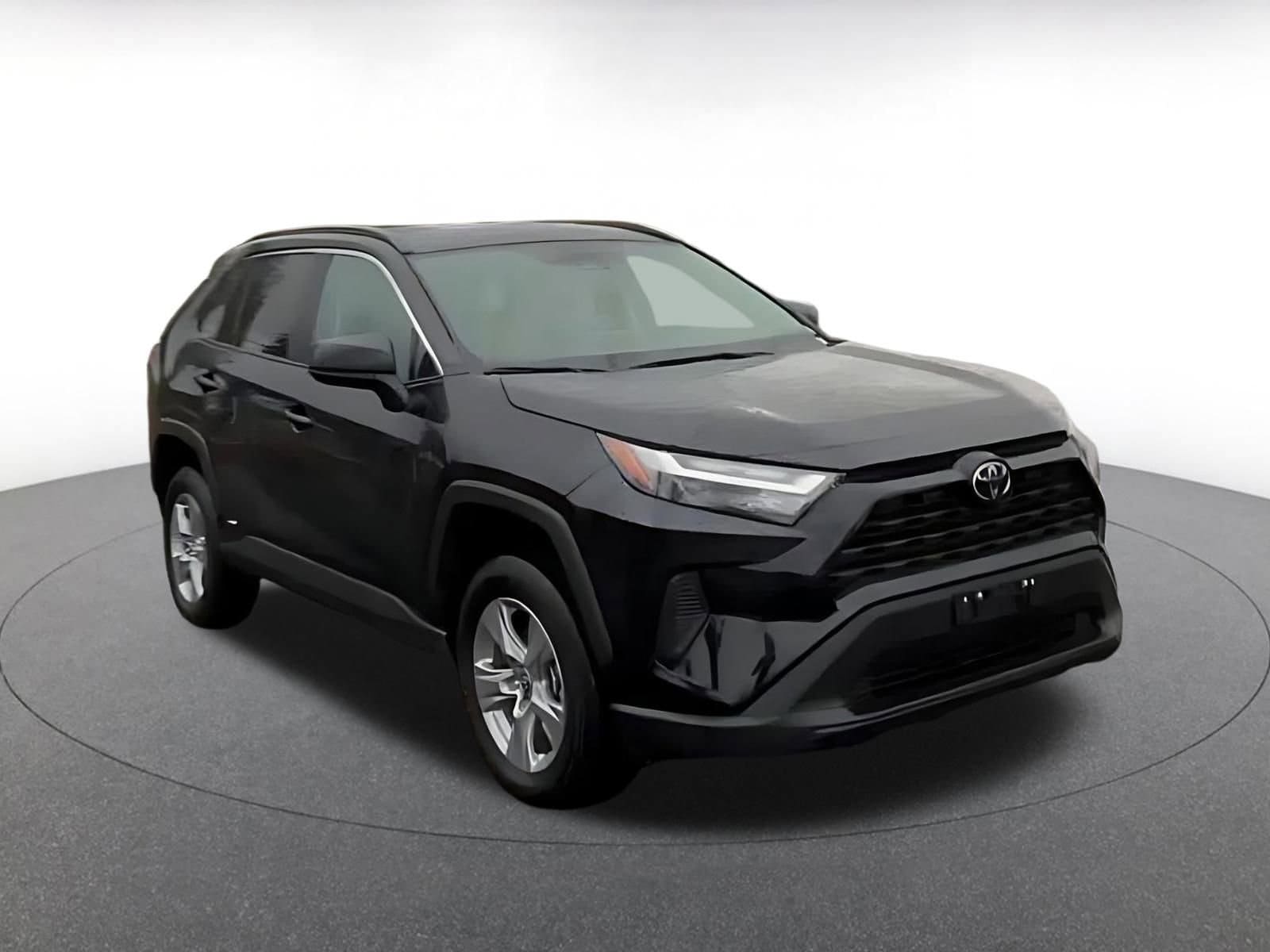 Thumbnail: 2025 Toyota RAV4 - 3