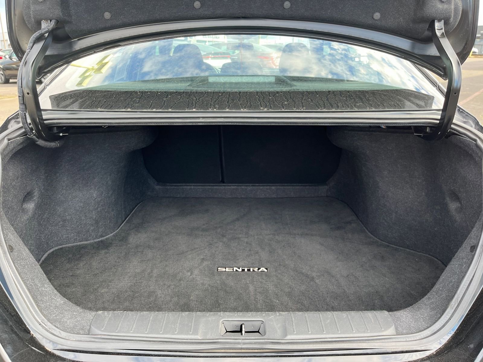 Thumbnail: 2025 Nissan Sentra - 29