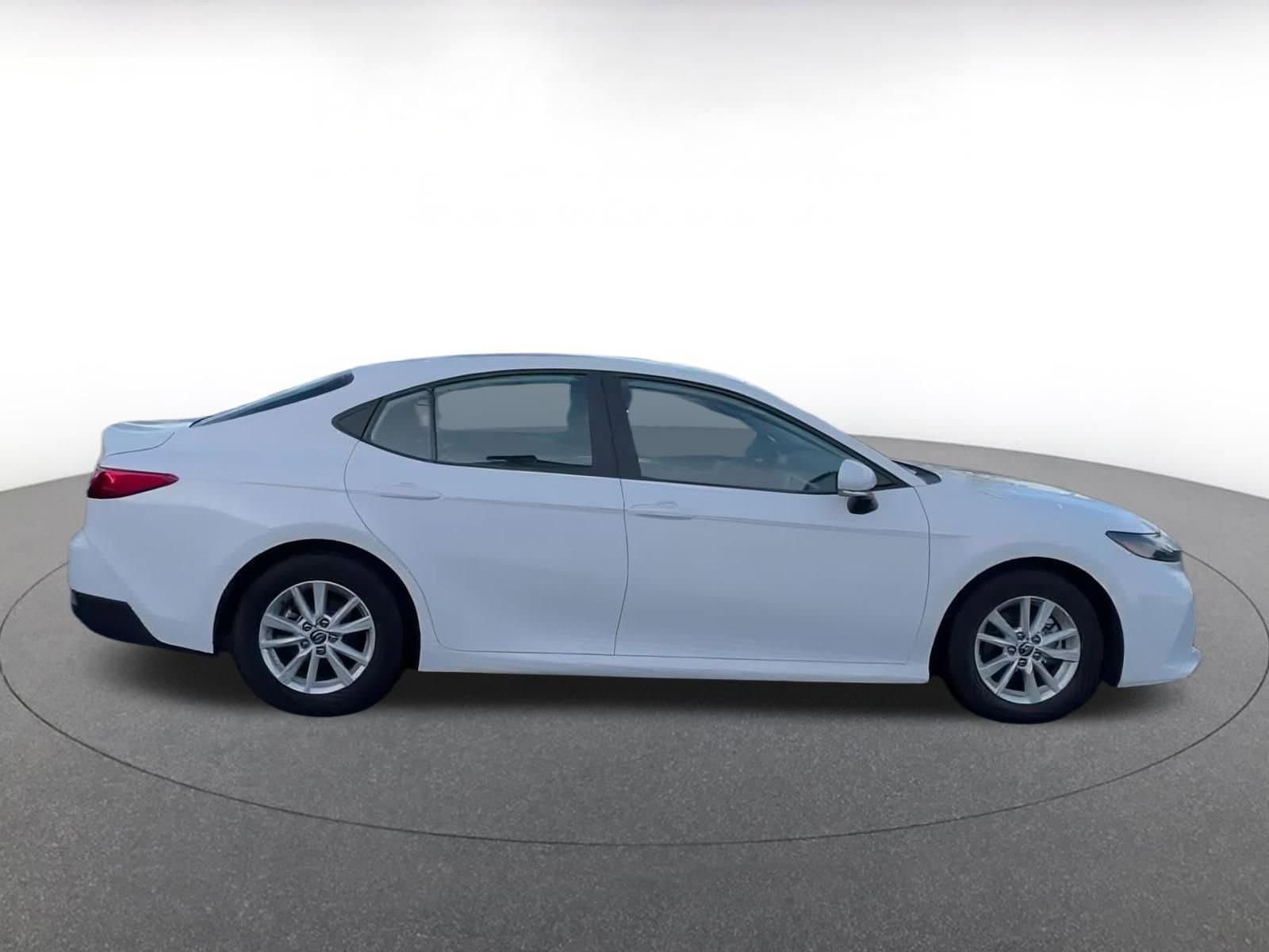 Thumbnail: 2025 Toyota Camry - 14