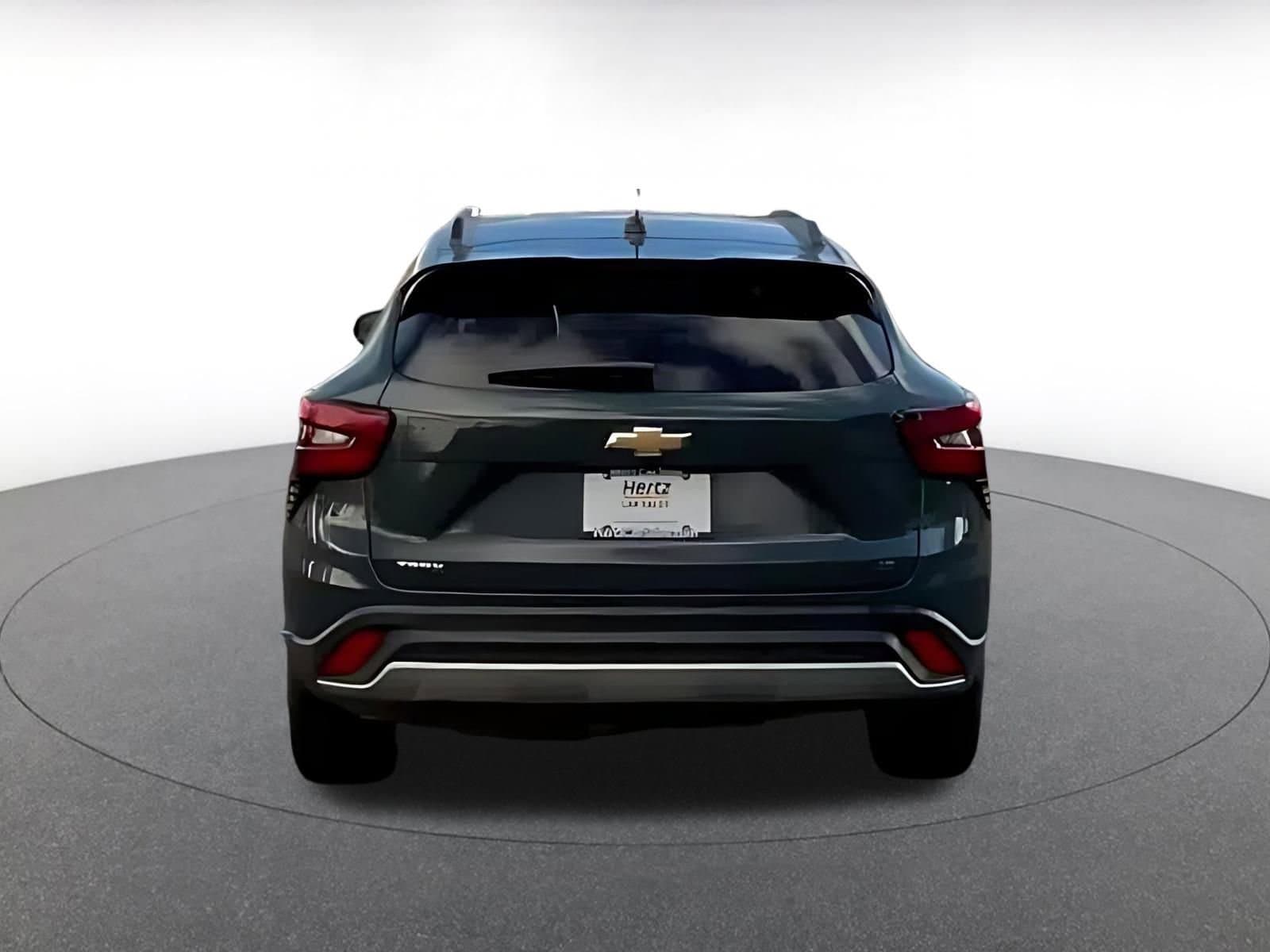 Thumbnail: 2025 Chevrolet Trax - 10