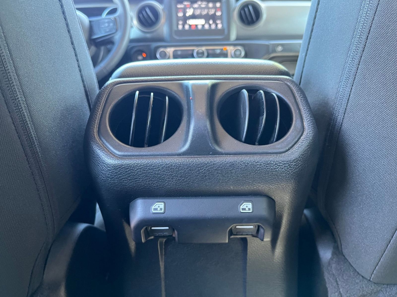 Thumbnail: 2023 Jeep Wrangler - 34