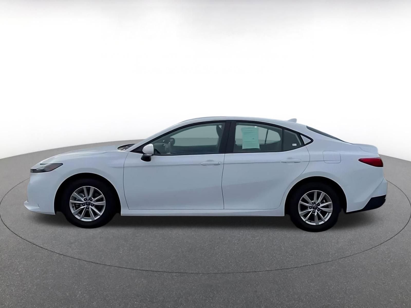 Thumbnail: 2025 Toyota Camry - 9