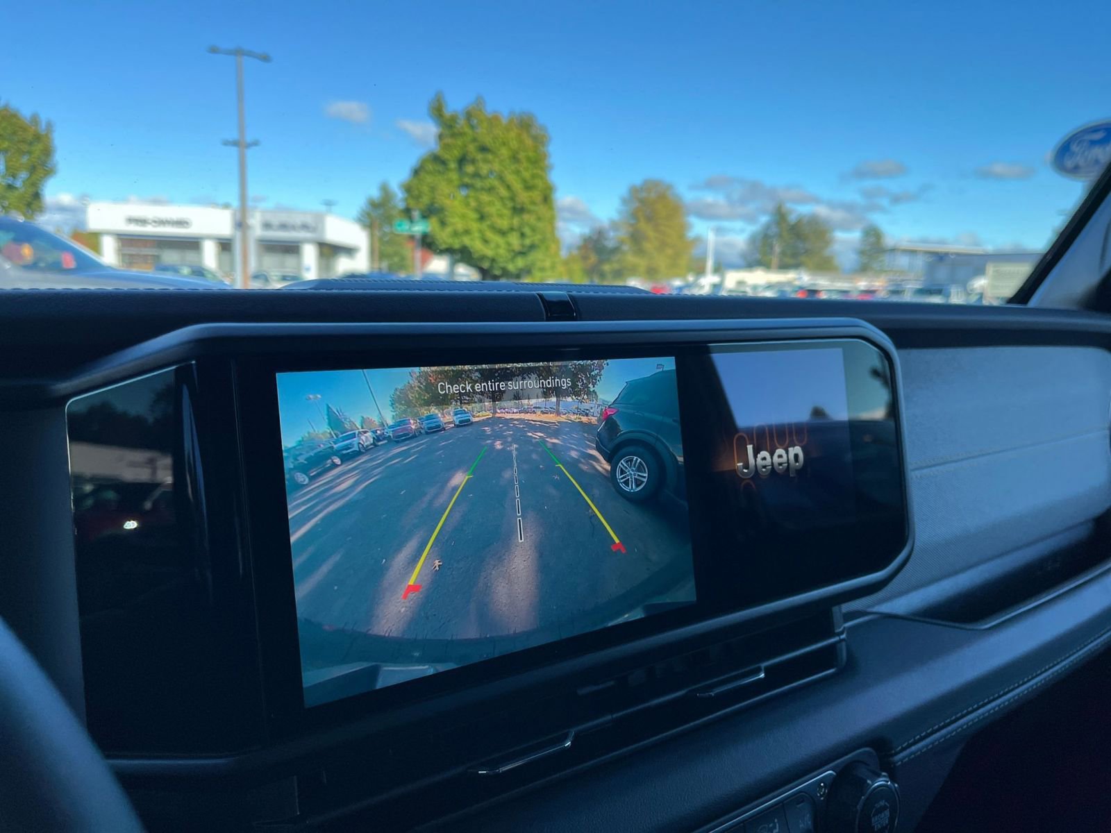 Thumbnail: 2025 Jeep Wrangler - 17