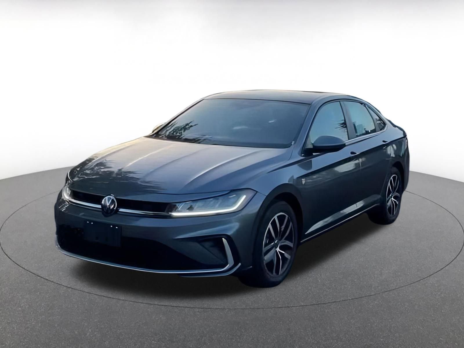 Thumbnail: 2025 Volkswagen Jetta - 10