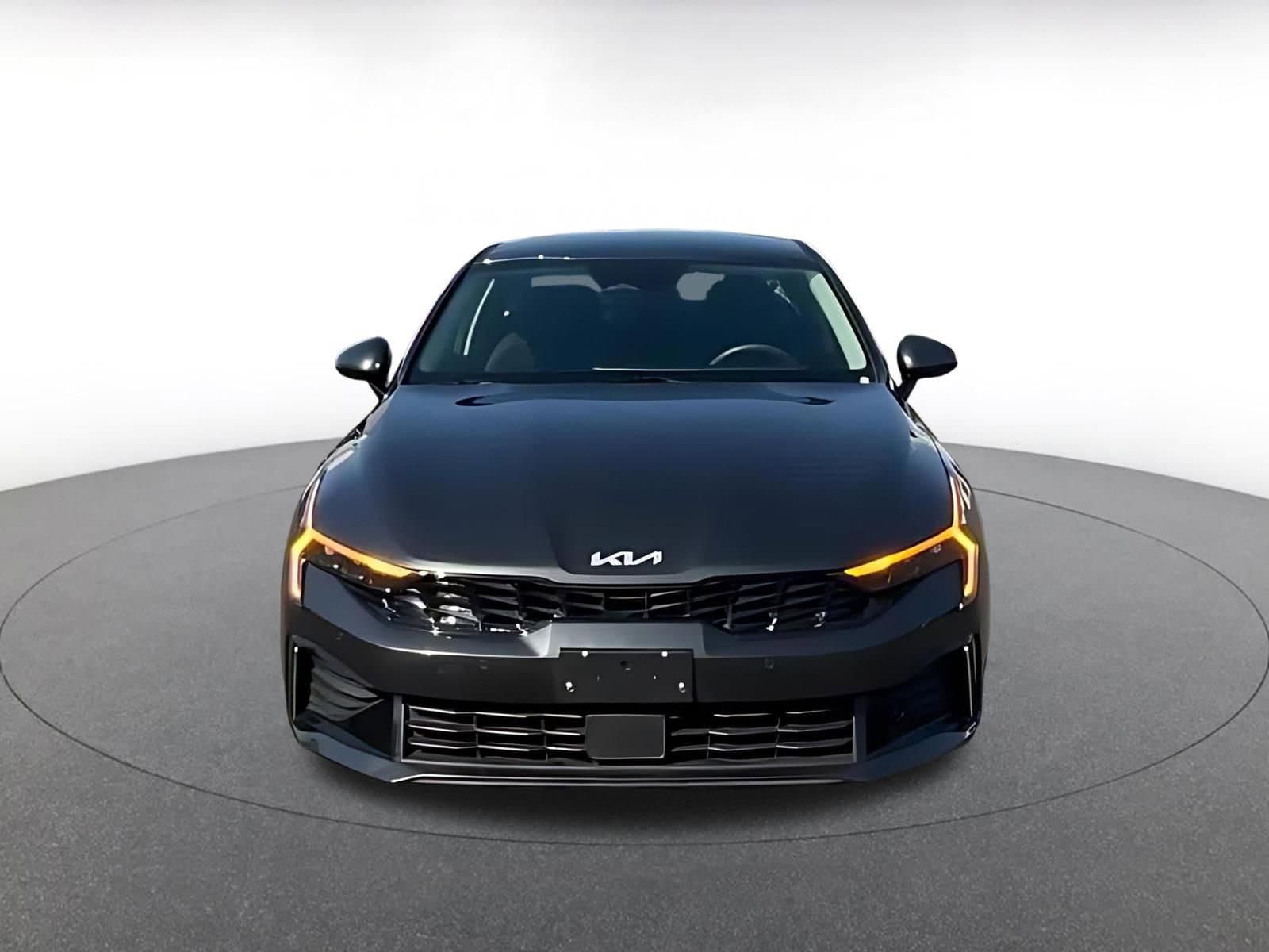 Thumbnail: 2025 Kia K5 - 4