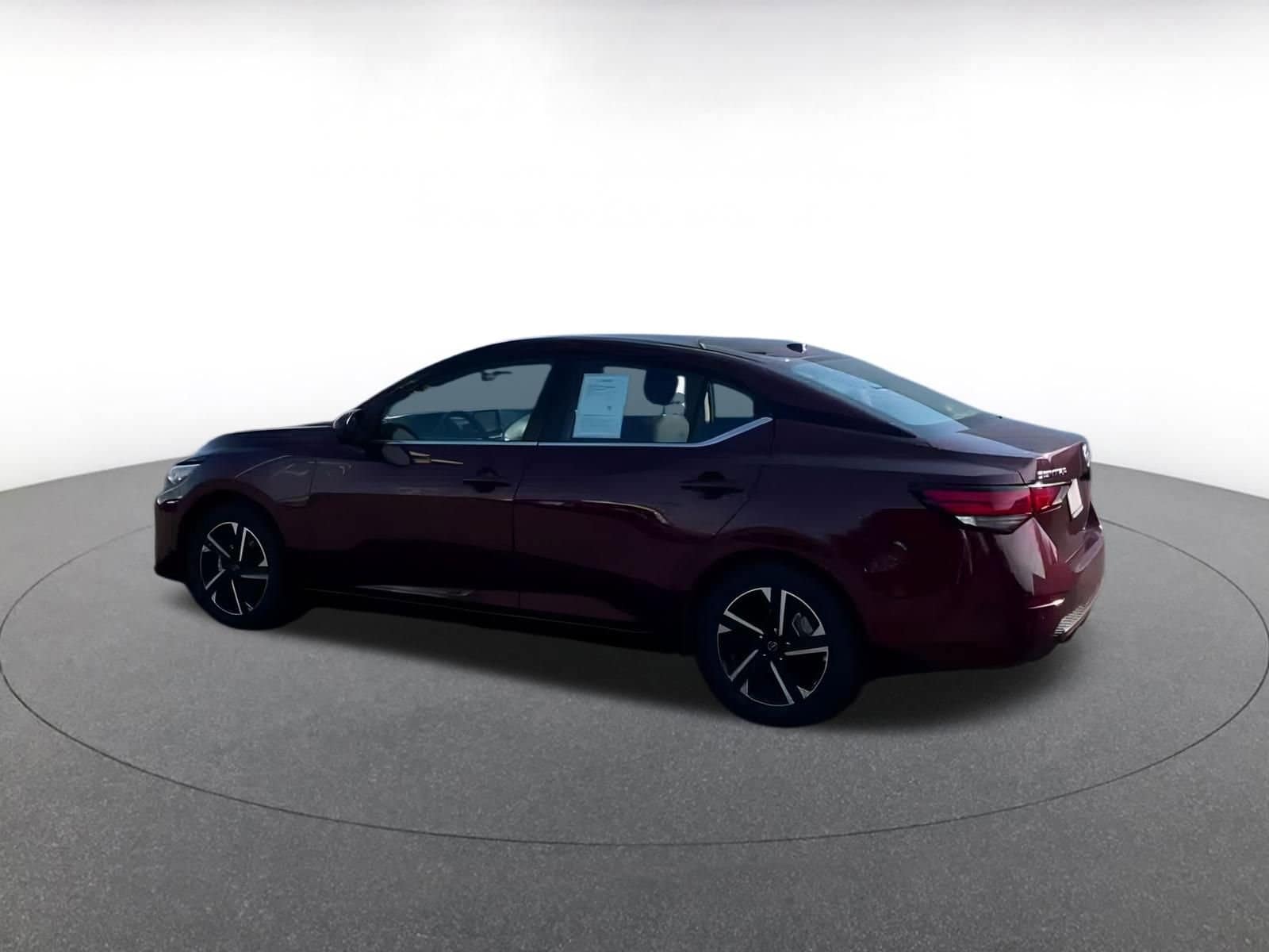 Thumbnail: 2024 Nissan Sentra - 11
