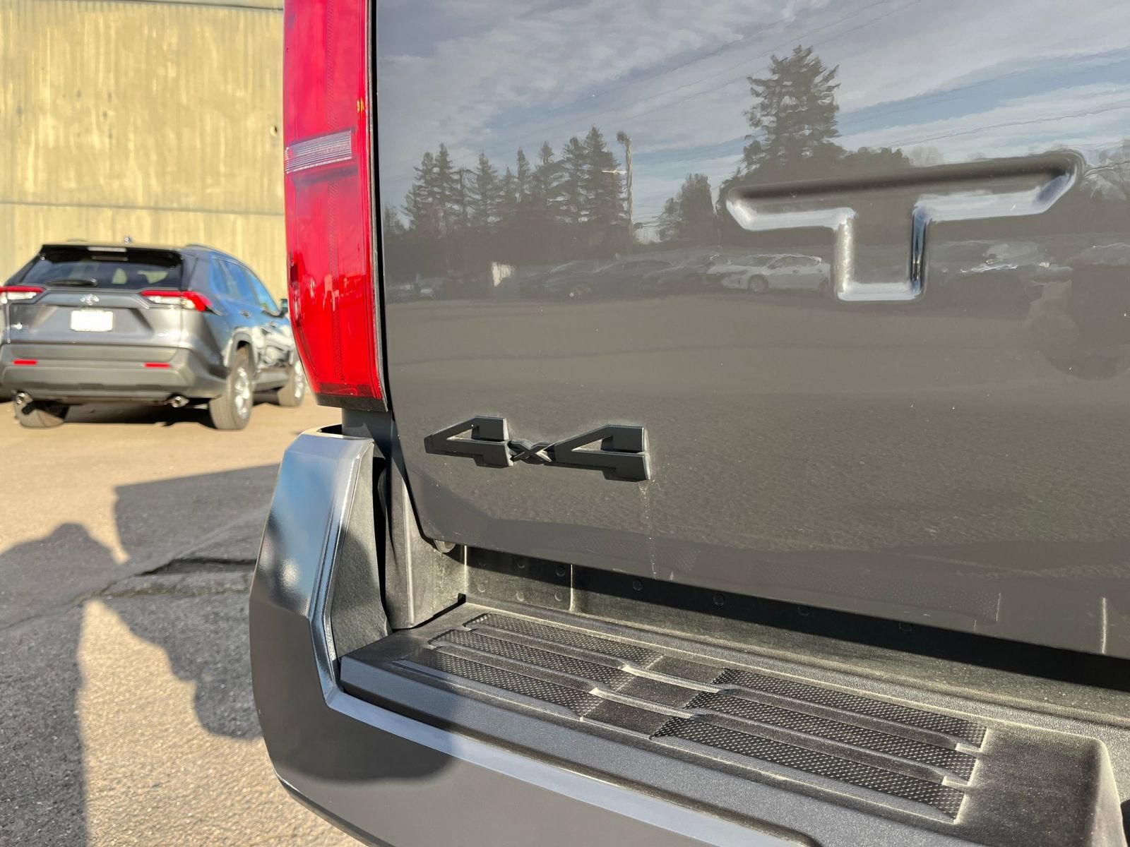 Thumbnail: 2025 Toyota Tacoma - 17