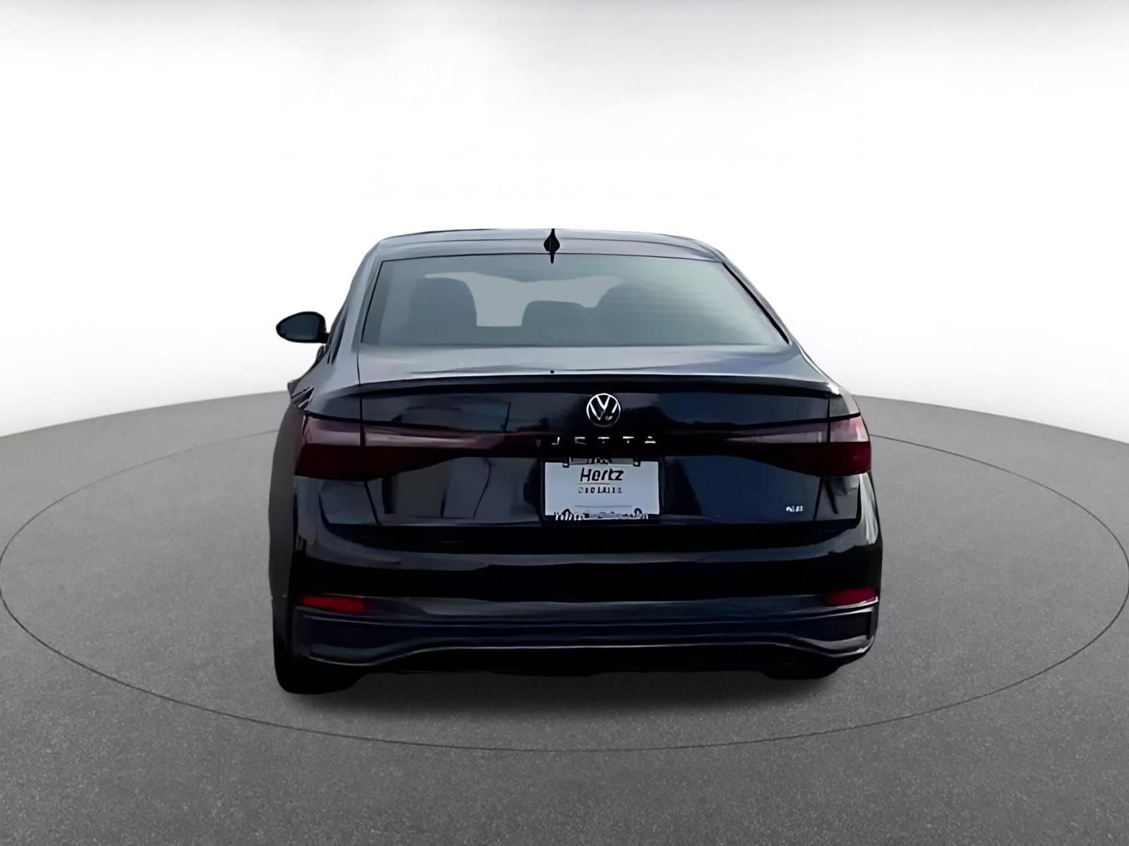 Thumbnail: 2025 Volkswagen Jetta - 12