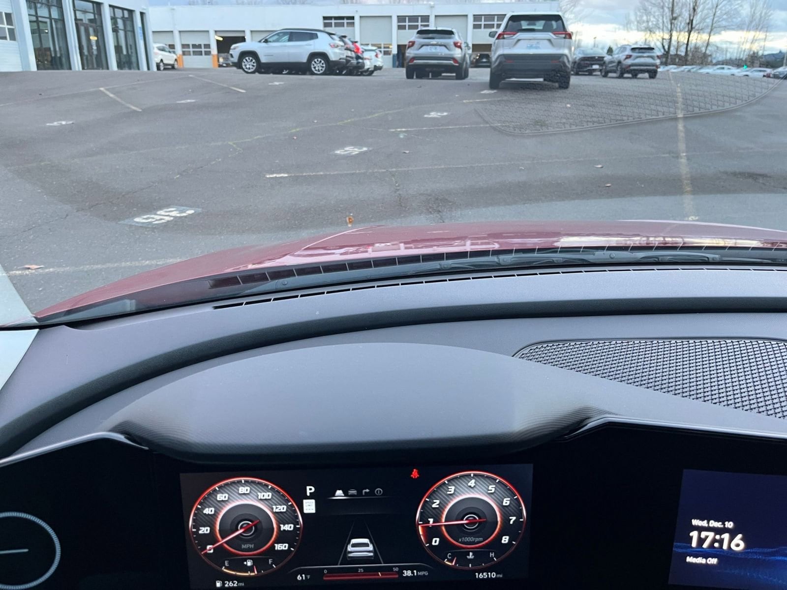 Thumbnail: 2025 Hyundai Elantra - 34