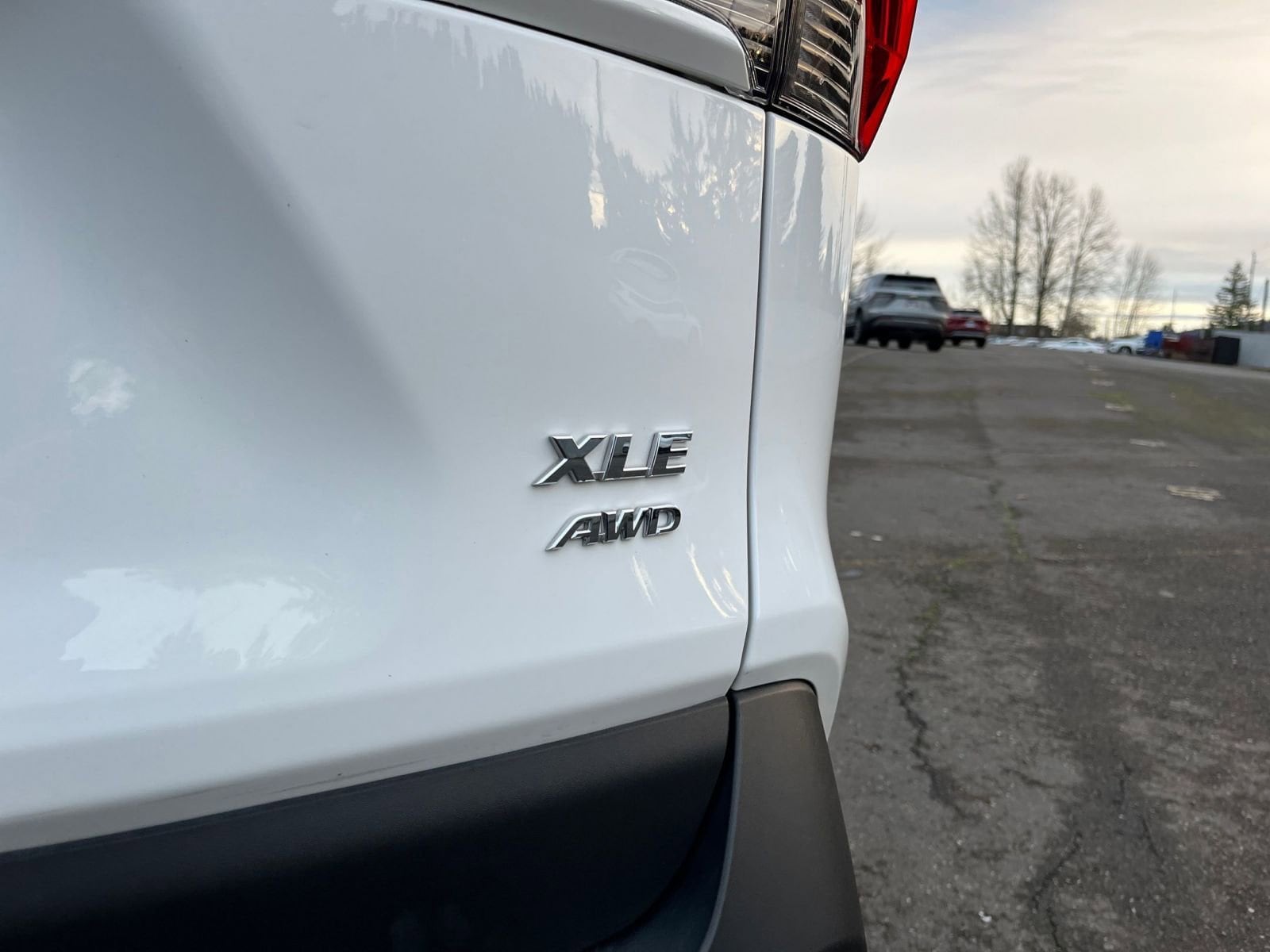 Thumbnail: 2025 Toyota RAV4 - 17