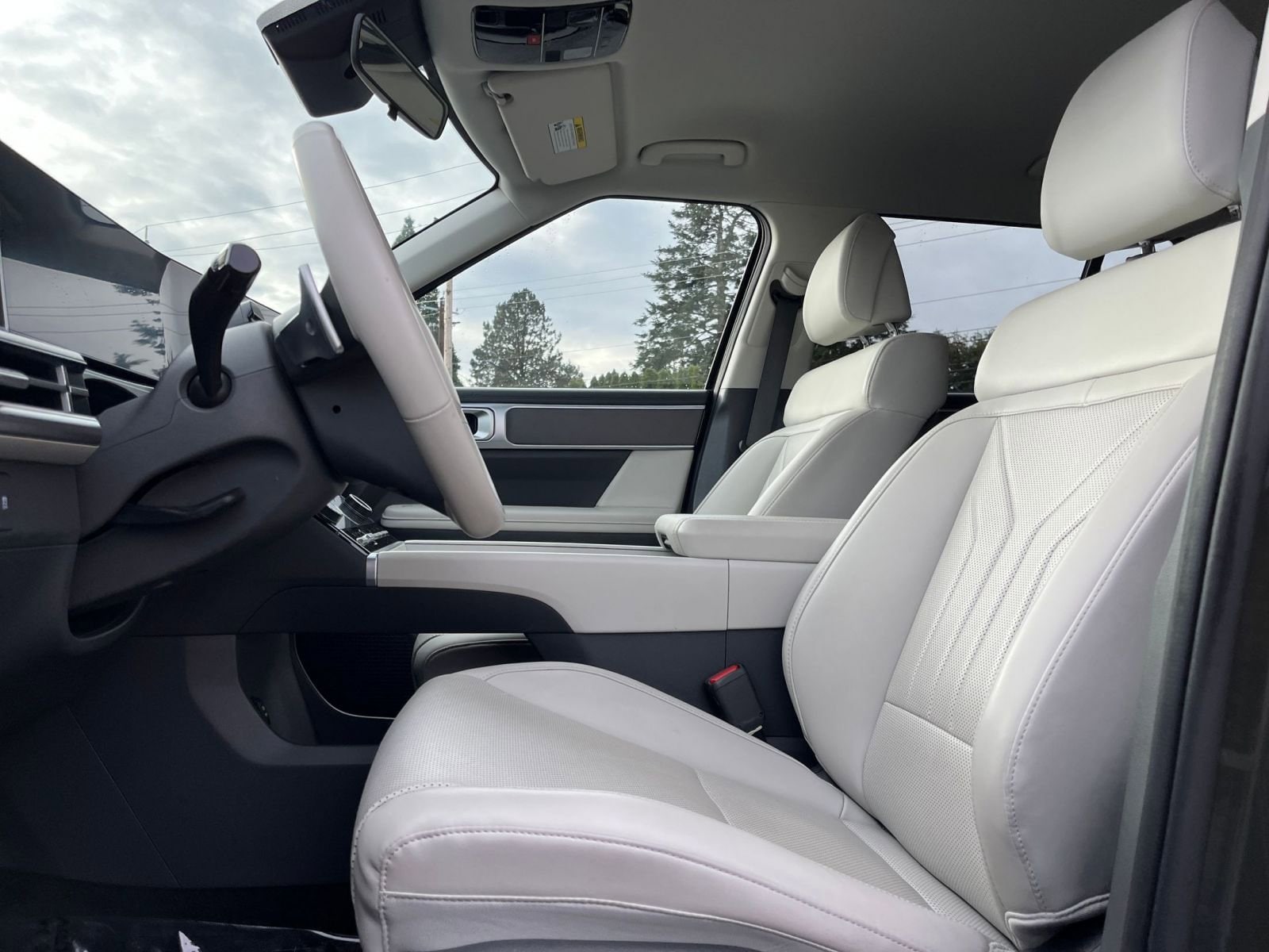 Thumbnail: 2025 Hyundai Santa Fe - 28