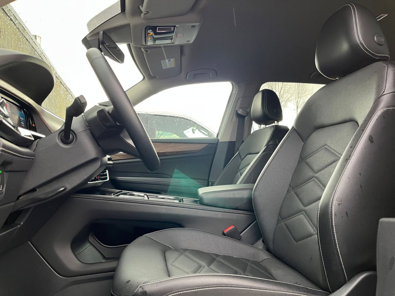 Thumbnail: 2025 Volkswagen Atlas - 28