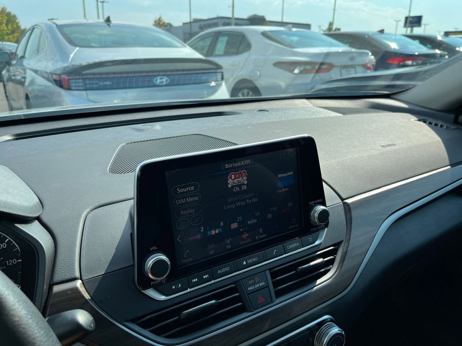 Thumbnail: 2023 Nissan Altima - 18