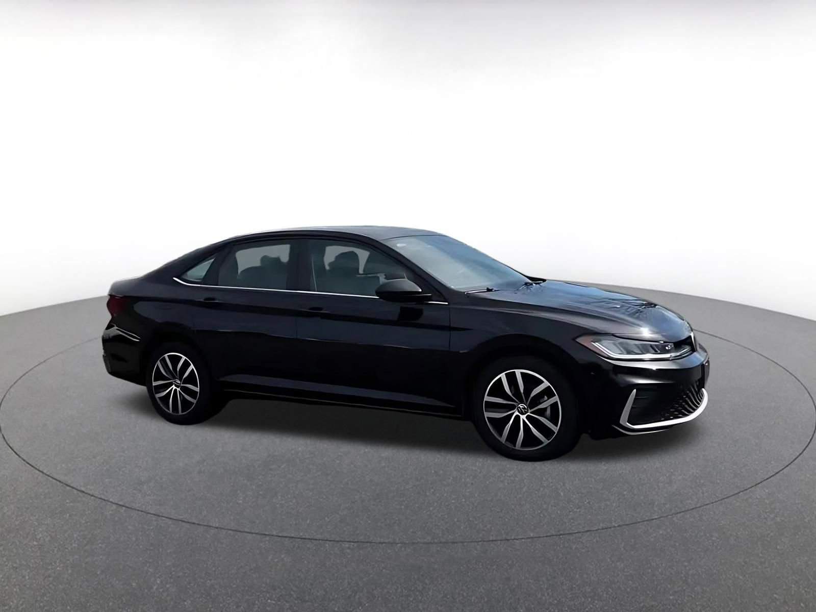 Thumbnail: 2025 Volkswagen Jetta - 2